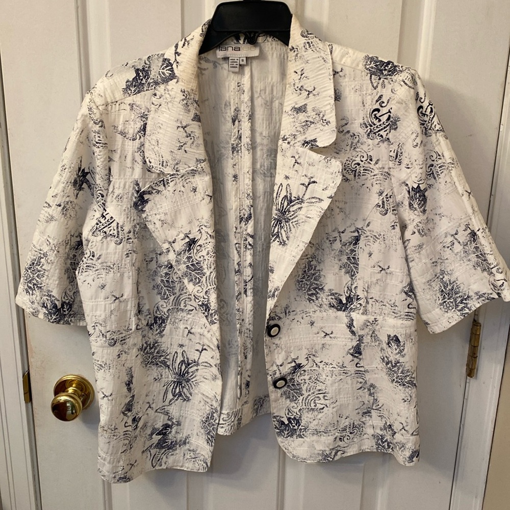 Light Jacket - Picture 1 of 2